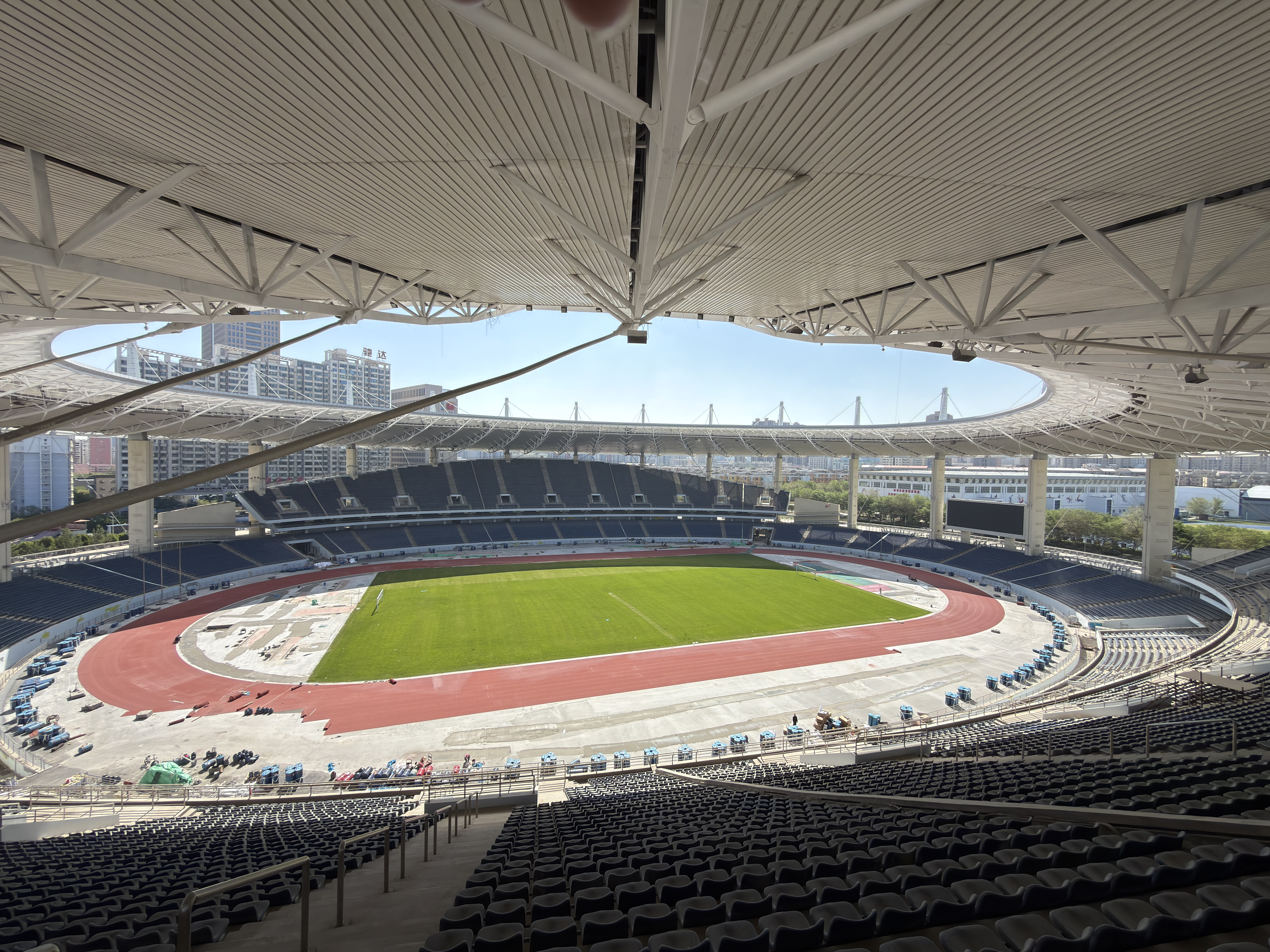 Two venues operating in tandem, illuminating the Silk Road! SCL lighting up the Xinjiang Sports Center.