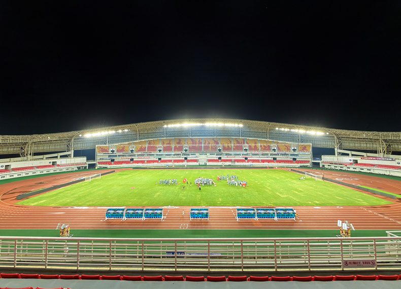 Stunning! The lighting upgrade at Ji'an Sports Center is complete, with SCL's craftsmanship illuminating the night of the "Jiangxi Super League".